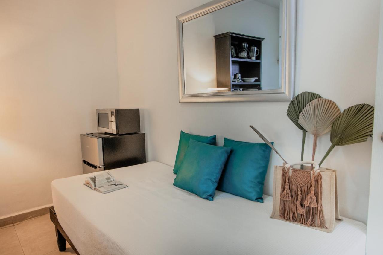 Nasim Condo Hotel Con Acceso Beach Club Gratis, Metros 5Th Avenida Плайя-дель-Кармен Екстер'єр фото